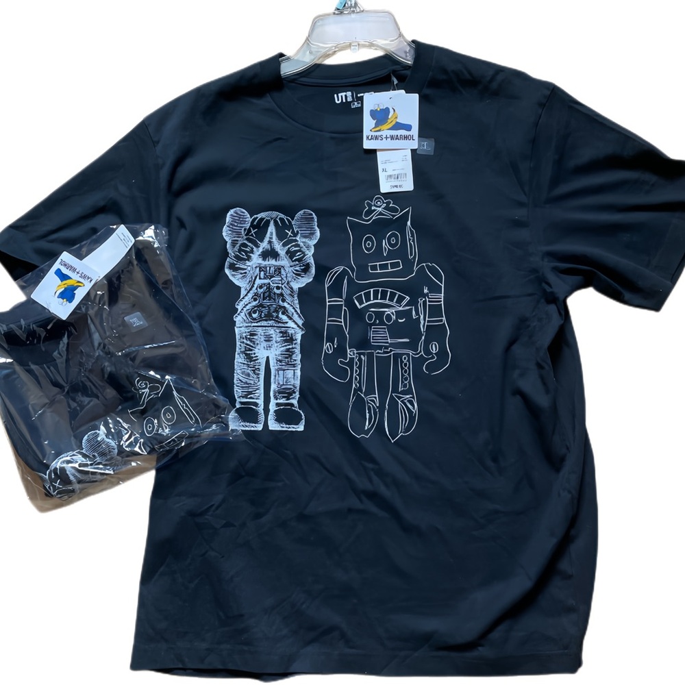 Kaws x Andy Warhol size xl sold out t shirt 100% cotton